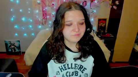 Snapshot of acid_kate chatting on June 23, 12:30 am Kate online show from June 23, 12:30 am