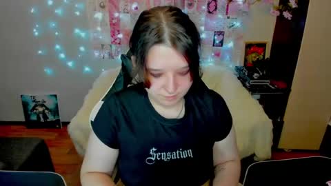Snapshot of acid_kate chatting on July 14, 2:05 am Kate online show from July 14, 2:05 am