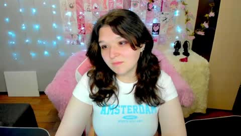 Snapshot of acid_kate chatting on July 21, 12:02 am Kate online show from July 21, 12:02 am
