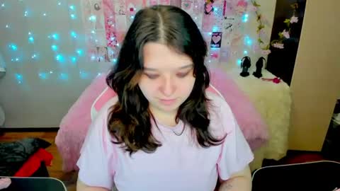 Snapshot of acid_kate chatting on July 25, 11:57 pm Kate online show from July 25, 11:57 pm