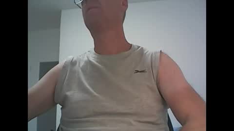 active147 online show from October 5, 9:24 pm