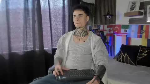 Snapshot of acxel_prescot chatting on June 20, 8:22 pm Acxel online show from June 20, 8:22 pm