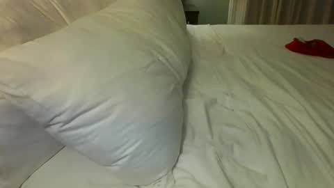 ad49345 online show from March 28, 6:35 am