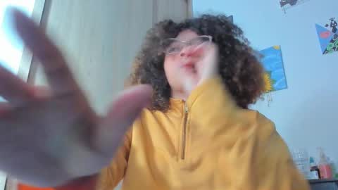 Snapshot of ada_gales_ chatting on September 25, 2:59 am  Isa  online show from September 25, 2:59 am