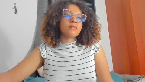  Isa  online show from November 4, 2:43 am