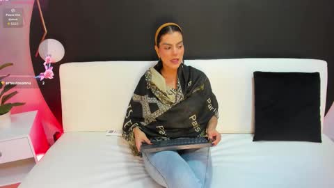    online show from February 17, 1:40 pm