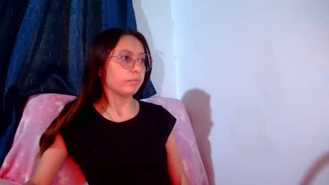 Snapshot of ada_naugthy1 chatting on October 23, 1:43 pm Ada naugthy28 online show from October 23, 1:43 pm