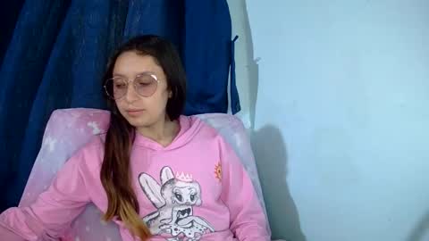 Snapshot of ada_naugthy1 chatting on November 7, 3:23 pm Ada naugthy28 online show from November 7, 3:23 pm