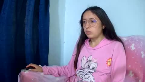 Snapshot of ada_naugthy1 chatting on November 14, 7:01 pm Ada naugthy28 online show from November 14, 7:01 pm