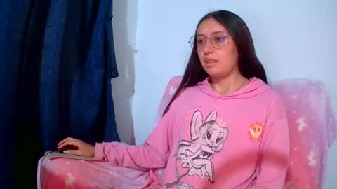 Snapshot of ada_naugthy1 chatting on November 28, 5:04 pm Ada naugthy28 online show from November 28, 5:04 pm