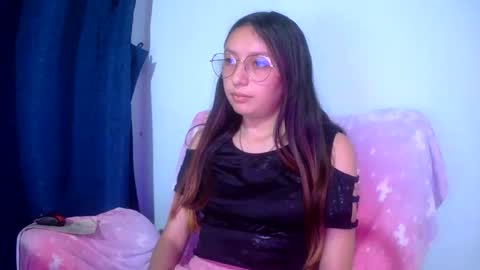 Snapshot of ada_naugthy1 chatting on November 30, 10:14 pm Ada naugthy28 online show from November 30, 10:14 pm