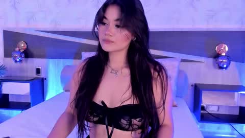 Snapshot of adaa_stone chatting on November 30, 3:32 am Adaa online show from November 30, 3:32 am