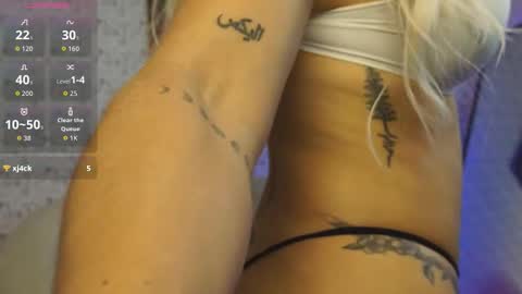 Ada Blue online show from November 11, 3:17 am