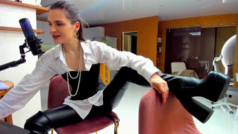 Snapshot of adagrand chatting on December 24, 6:50 pm Ada online show from December 24, 6:50 pm