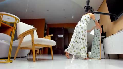 Snapshot of adagrand chatting on October 18, 5:25 pm Ada online show from October 18, 5:25 pm