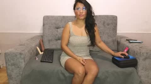 Adahira online show from April 19, 2:55 am