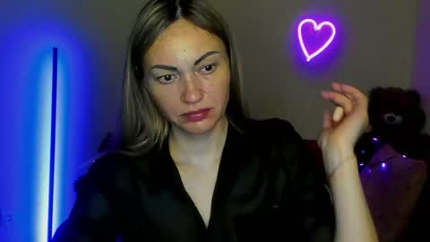 Snapshot of adalina_teacher chatting on May 20, 5:35 am Adalina online show from May 20, 5:35 am