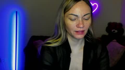 Snapshot of adalina_teacher chatting on June 3, 5:32 am Adalina online show from June 3, 5:32 am