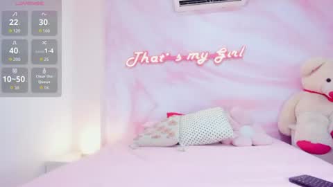 Adalyn Cute online show from August 3, 11:48 am