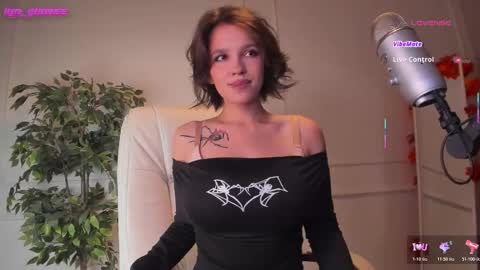 Adalyn online show from November 1, 8:22 pm