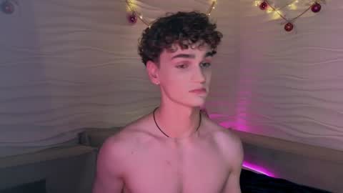 Adam online show from January 3, 10:19 pm