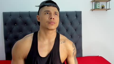 Snapshot of adam_boss chatting on February 13, 4:54 am adam boss online show from February 13, 4:54 am