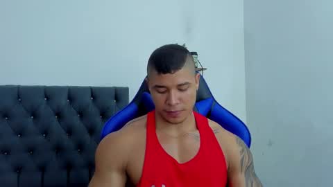 Snapshot of adam_boss chatting on September 30, 3:39 pm adam boss online show from September 30, 3:39 pm