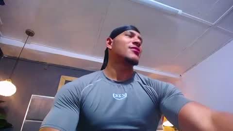 adam_fit19cm online show from July 17, 2:24 pm
