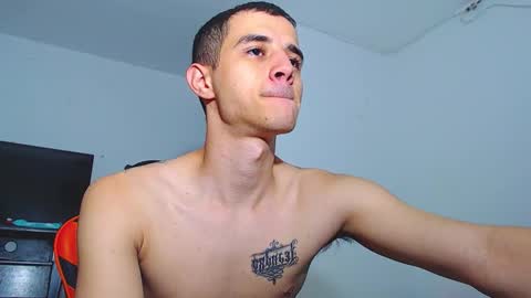 Snapshot of adam_hot11 chatting on February 1, 9:52 am adam hot11 online show from February 1, 9:52 am