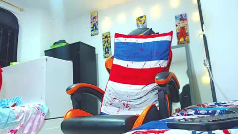 Snapshot of adam_hot11 chatting on March 8, 3:10 am adam hot11 online show from March 8, 3:10 am