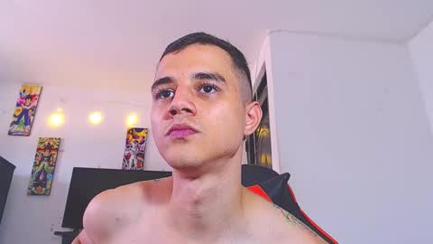 Snapshot of adam_hot11 chatting on March 10, 9:09 pm adam hot11 online show from March 10, 9:09 pm