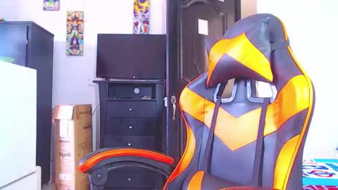 Snapshot of adam_hot11 chatting on March 15, 9:54 pm adam hot11 online show from March 15, 9:54 pm