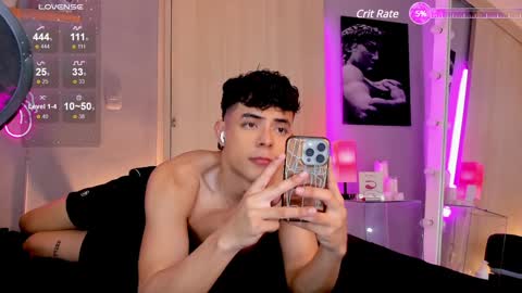 Snapshot of adam_sword4 chatting on January 25, 4:45 am Alan and Jordan online show from January 25, 4:45 am