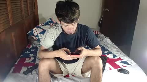 Snapshot of adam_x256 chatting on January 24, 12:20 am instagram adam x256 online show from January 24, 12:20 am