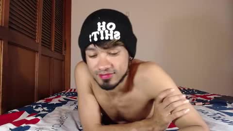 Snapshot of adam_x256 chatting on January 24, 9:15 pm instagram adam x256 online show from January 24, 9:15 pm