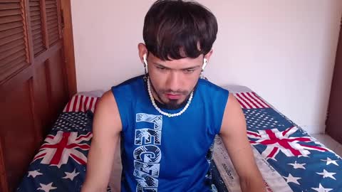 Snapshot of adam_x256 chatting on February 1, 3:07 pm instagram adam x256 online show from February 1, 3:07 pm