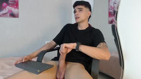 Snapshot of adama_soa chatting on February 14, 6:12 am Hello guys excuse my absence I will be absent for several days for health reasons I hope you understand thank you very much. online show from February 14, 6:12 am