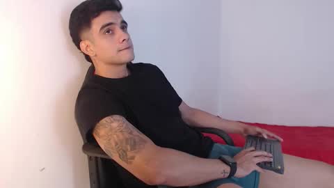 Snapshot of adama_soa chatting on September 17, 5:09 am Hello guys excuse my absence I will be absent for several days for health reasons I hope you understand thank you very much. online show from September 17, 5:09 am