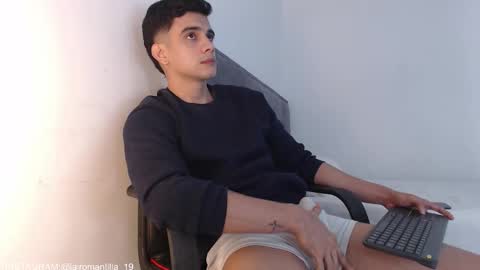 Snapshot of adama_soa chatting on December 15, 12:26 am Hello guys excuse my absence I will be absent for several days for health reasons I hope you understand thank you very much. online show from December 15, 12:26 am