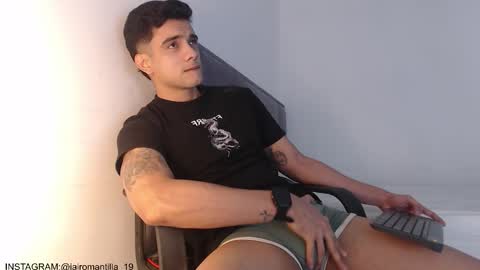 Snapshot of adama_soa chatting on December 16, 5:12 am Hello guys excuse my absence I will be absent for several days for health reasons I hope you understand thank you very much. online show from December 16, 5:12 am