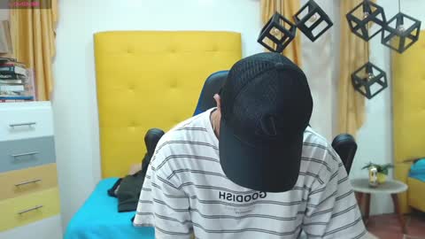 Adam online show from January 25, 7:17 am