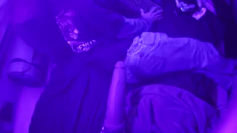 Snapshot of adamineve chatting on January 27, 11:00 am adamineve online show from January 27, 11:00 am