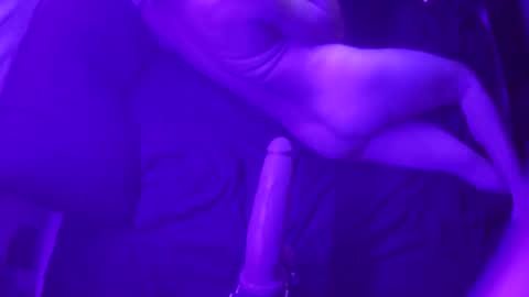 Snapshot of adamineve chatting on February 5, 5:30 am adamineve online show from February 5, 5:30 am