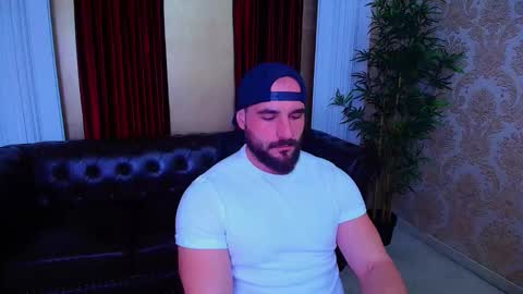 Snapshot of adamjameson chatting on October 27, 5:22 am AdamJameson online show from October 27, 5:22 am