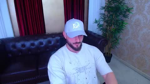 Snapshot of adamjameson chatting on November 3, 5:42 am AdamJameson online show from November 3, 5:42 am