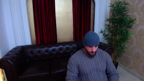 Snapshot of adamjameson chatting on December 14, 5:46 am AdamJameson online show from December 14, 5:46 am