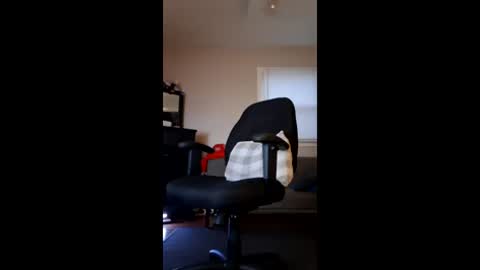 adamllamas online show from May 6, 10:53 am