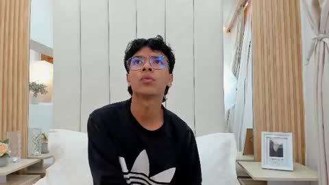 Adams Bobby online show from July 11, 11:13 am