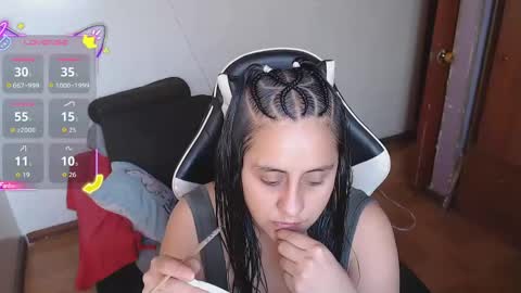 adams_mel online show from May 23, 12:31 pm