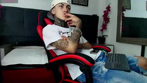 AdamsWalkerr  online show from February 16, 12:34 pm